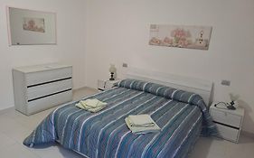 Anna'S House Su Planu